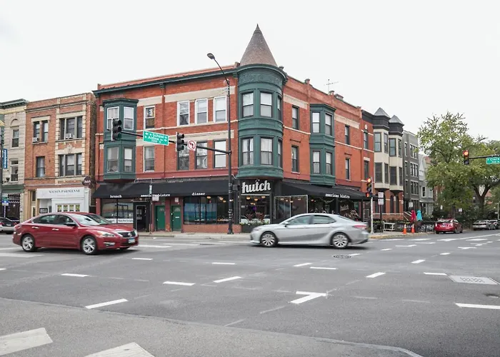 Lakeview 2br W Patio Wd Nr Wrigley Field Chi-458 *
